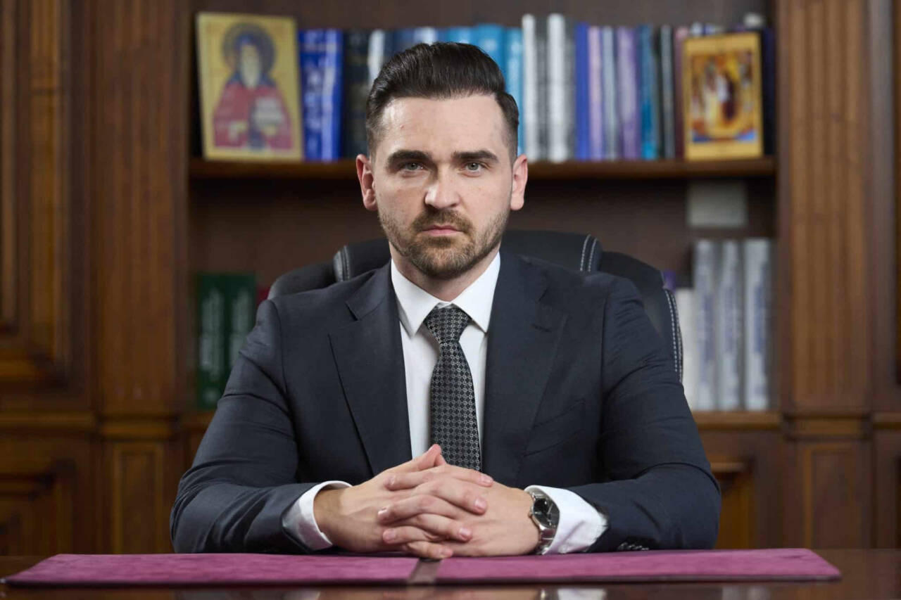 AUR solicită deblocarea fondurilor pentru 43 de pacienți blocați, printre care și un copil eligibil pentru protonoterapie