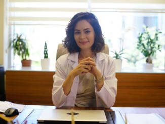 Vedetele principale ale DIZI: Ezgi Mola, Meryem Uzerli, Begüm Kütük, Aslı Melisa Uzun și multe altele