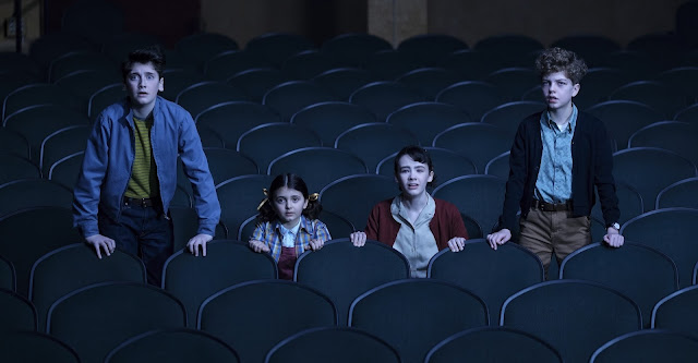IT: Bun-venit în Derry — serialul HBO Max ce explorează originile lui Pennywise și mitologia orașului Derry IT: Bun-venit în Derry — serialul HBO Max ce explorează originile lui Pennywise și mitologia orașului Derry