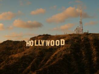 Paramount Skydance intenționează să prezinte o ofertă pentru preluarea pachetului majoritar la Warner Bros. Discovery, condusă de David Ellison