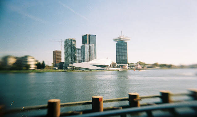 Ilford prezintă Pixie 35-II, o cameră compactă de 35 mm destinată entuziaștilor fotografiei analogice