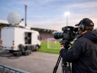 Backhaul: cum recurg NBC, Fox și ESPN la fibre optice, sateliți și 5G pentru transmisii în direct