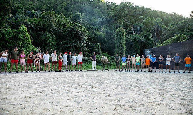 Survivor România, difuzat la Antena 1: Faimoși contra Războinici, trofeu și 100.000 de euro