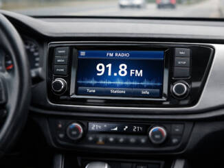 Uniunea Europeană de Radiodifuziune (EBU) solicită protejarea radioului terestru în toate categoriile de vehicule