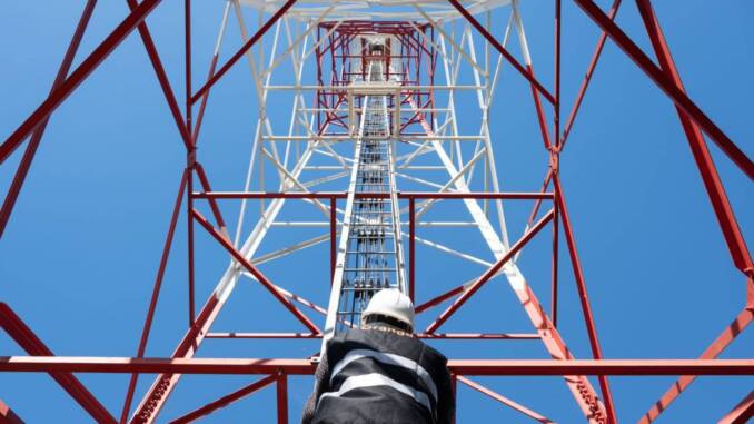 Efectele Orange Romania: cum transformă 5G și fibră viața în Timișoara și Valea Prahovei