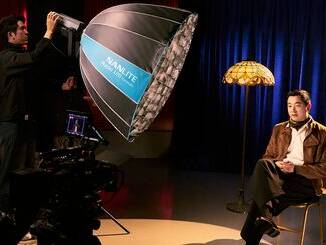 Nanlite aduce în România spoturi LED FC-720B Bi-Color și FC-720C Full-Color pentru producții de film și televiziune